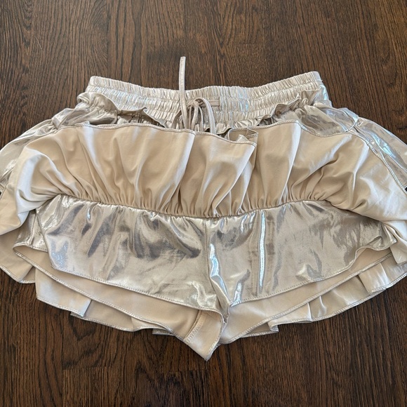 Shimmering Ruffle Skirt - Picture 4 of 4